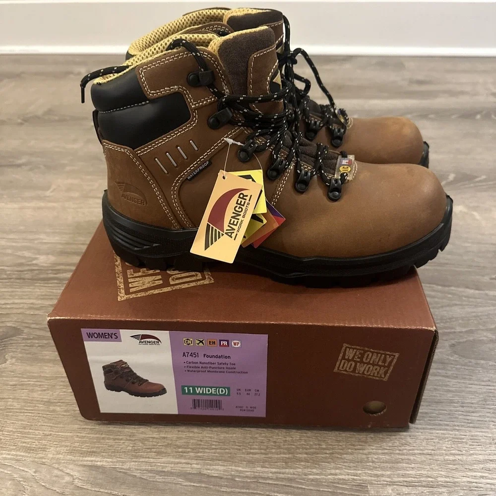 Avenger Womens Work Boot Size 11 Wide A7451 Foundation Composite Toe Waterproof